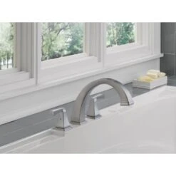 Delta Dryden Deck Mounted Roman Tub Filler Trim With Lever Handles -Bathroom Sales Store delta t2751 installed tub filler in brilliance stainless 1176