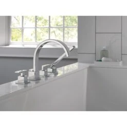 Delta Vero Deck Mounted Roman Tub Filler Trim With Hand Shower -Bathroom Sales Store delta t4753 alternate image 156
