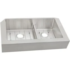 Crosstown 31-1/2" X 20-1/4" X 9" Stainless Steel Double Bowl Apron Front Sink W/Aqua Divide Plus Sink Grids