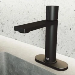 VIGO Halsey 1.2 GPM Single Hole Bathroom Faucet With Escutcheon -Bathroom Sales Store vigo vg01045k1 alternate view 43